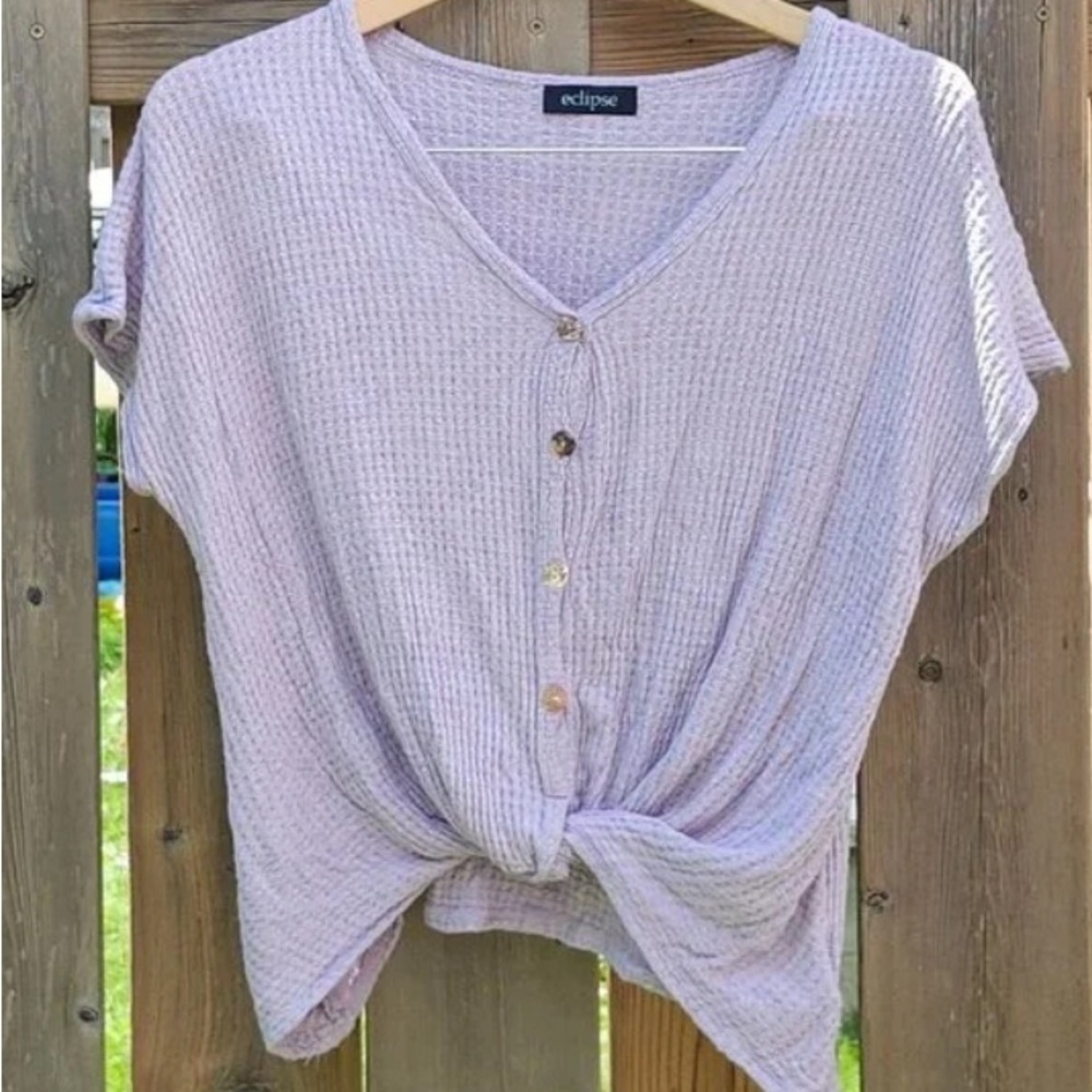 Eclipse Women's Light Purple Button-Down Shirt